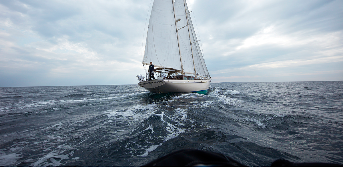 EMMAÜSX COMMEUNSEULHOMME : un partenariat pour hisser haut la solidarité et l'écologie au cœur de la route du rhum