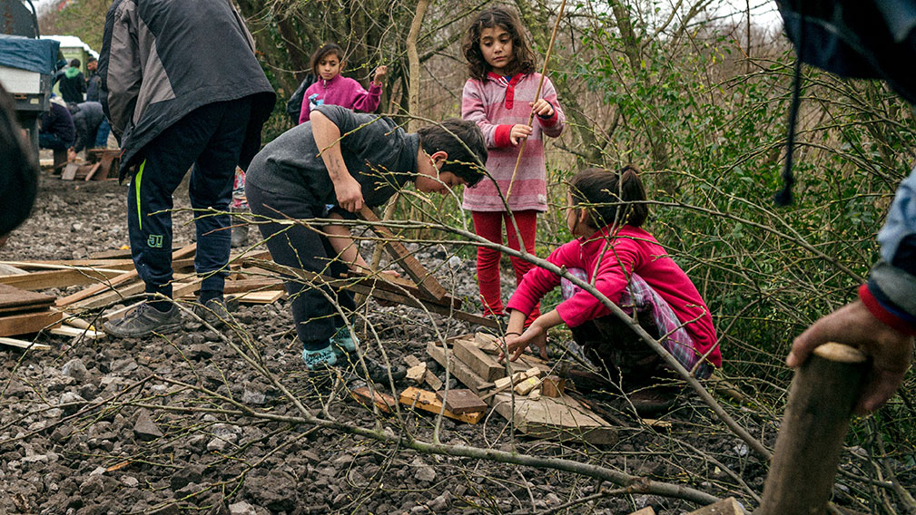 Mineurs non accompagnés dans les CAOMI : Il est urgent de sortir de l’urgence
