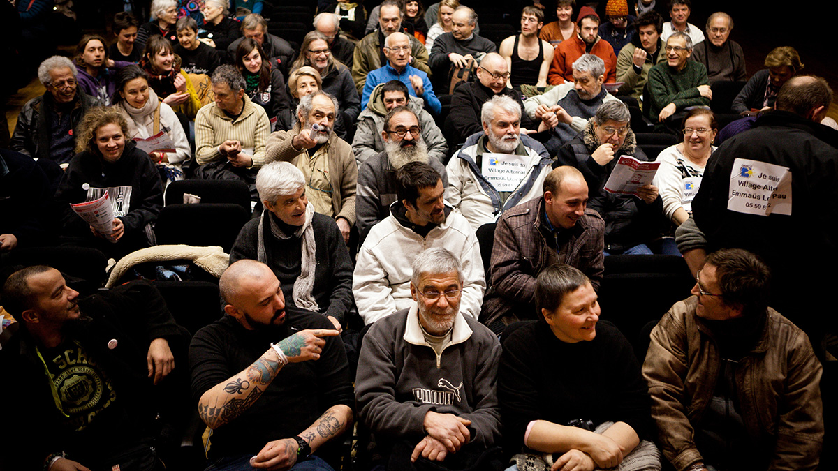 Le meeting de la société civile